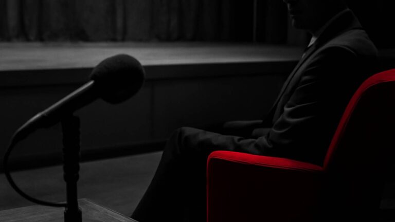 Культура и медиа - Блогеры - Петербург презентовал книгу о меценатстве и благотворительности - Не факт!.