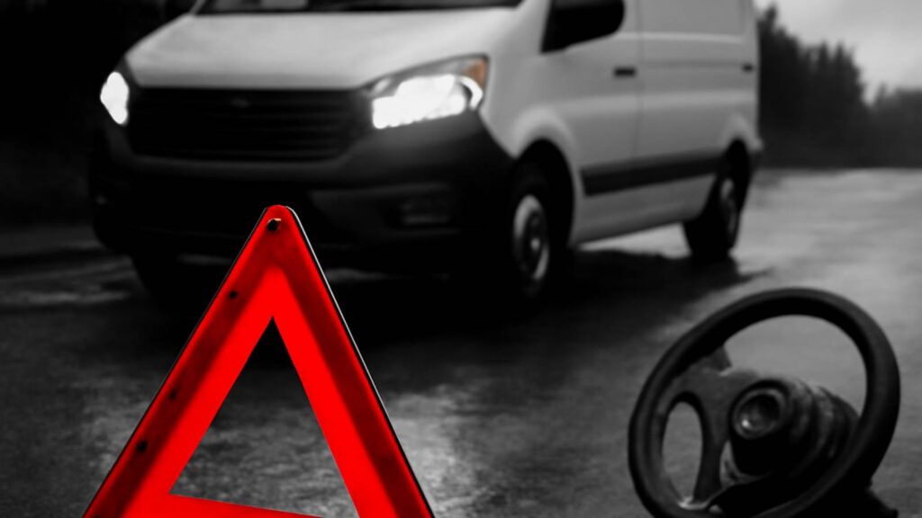 Авто - Штрафы - GM отзывает фургоны Express и Savana из-за ослабленной гайки рулевого - Не факт!.