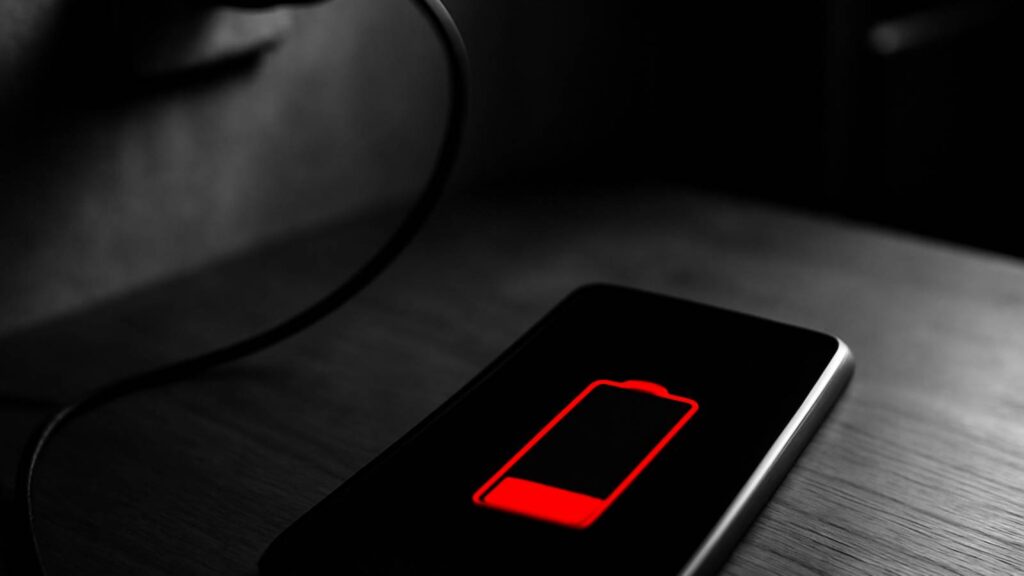 Потребитель - Электроника - Заряд смартфона до 100%: миф или защита аккумулятора - Не факт!.